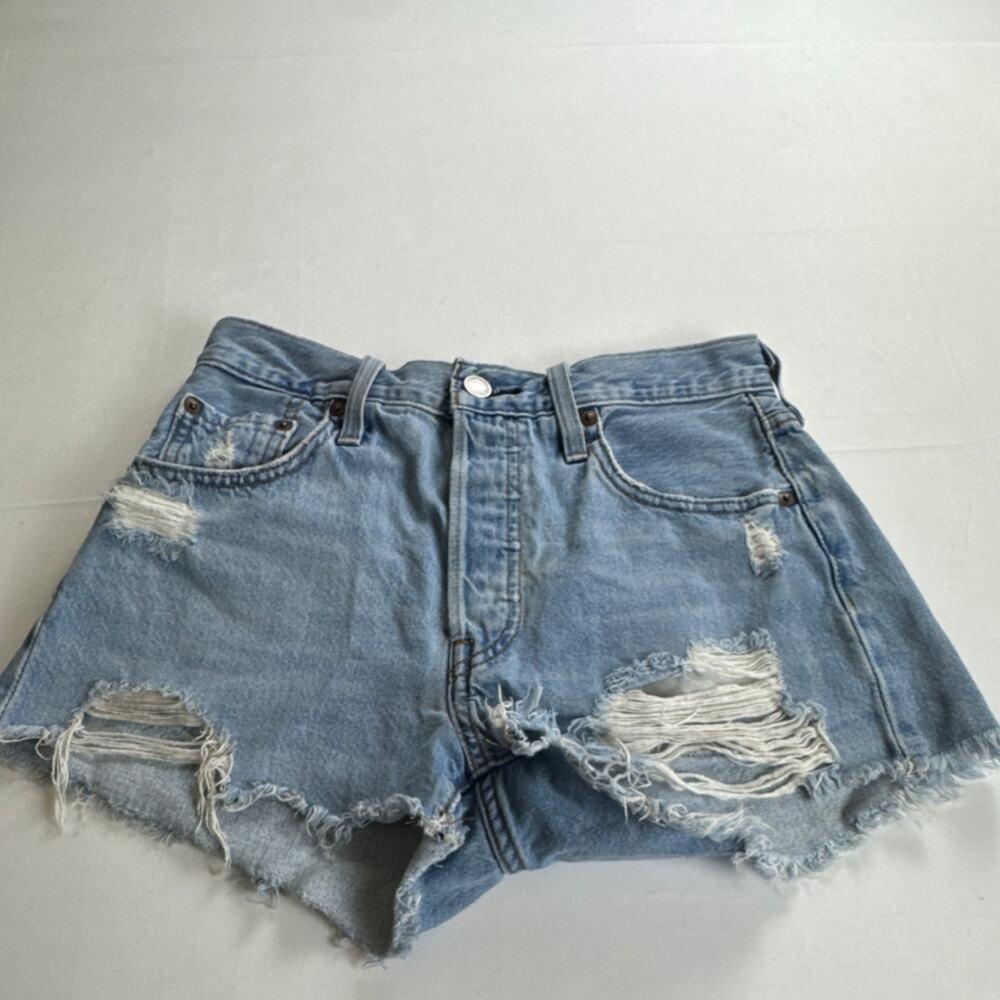 Levi's 501 Distressed Cut-Off Denim Shorts Women's Size 29 Light Blue High Rise